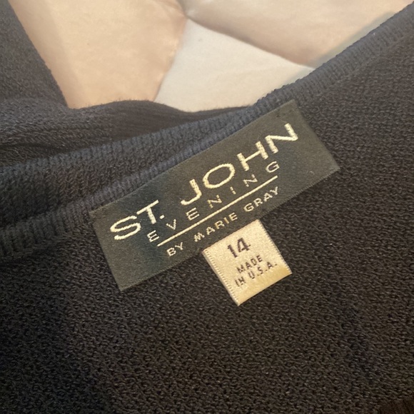 St. John evening sweater. - Picture 5 of 7